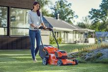 Load image into Gallery viewer, Husqvarna LC 353iVX ( battery powered lawnmower )
